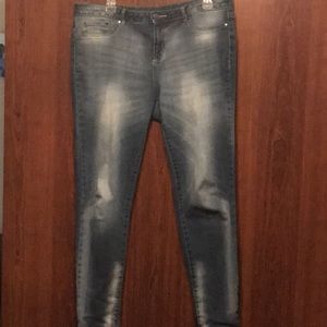 Super Soft Washed Stretch Jeans, Sz 10*RUNS BIG*